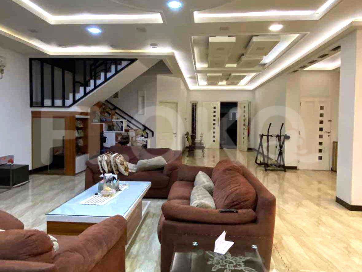 RHASe70, 2-Floor House in Sunter for Sale | Prime Location